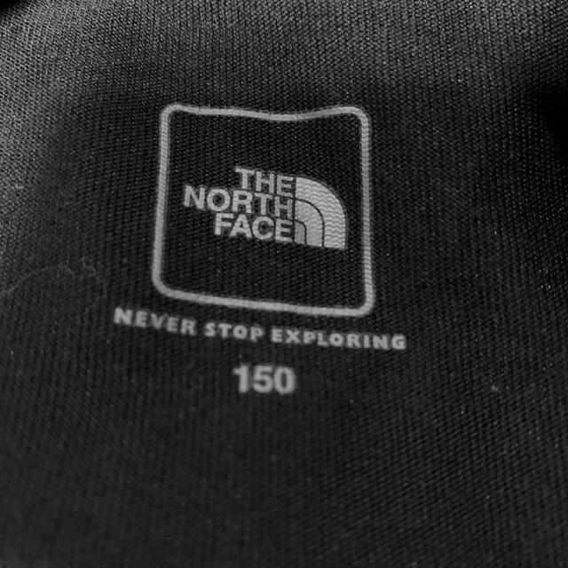 THE NORTH FACE(ザノースフェイス)のノースフェイス　キッズ　ロンT サイズ150 ネイビー キッズ/ベビー/マタニティのキッズ服男の子用(90cm~)(Tシャツ/カットソー)の商品写真