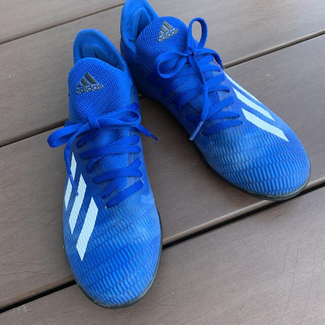 adidas(アディダス)のサッカー　トレシュー　アディダス　24cm スポーツ/アウトドアのサッカー/フットサル(シューズ)の商品写真