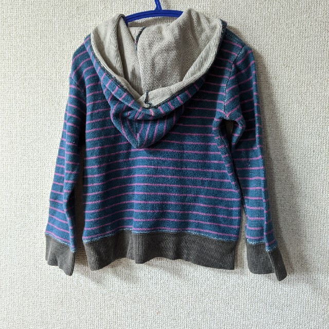 BeBe(ベベ)のBeBe/100 ボーダー パーカー キッズ/ベビー/マタニティのキッズ服男の子用(90cm~)(Tシャツ/カットソー)の商品写真