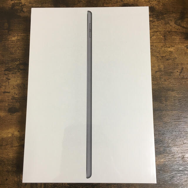 Apple iPad 10.2インチ 第8世代 128GB MYLD2J/A