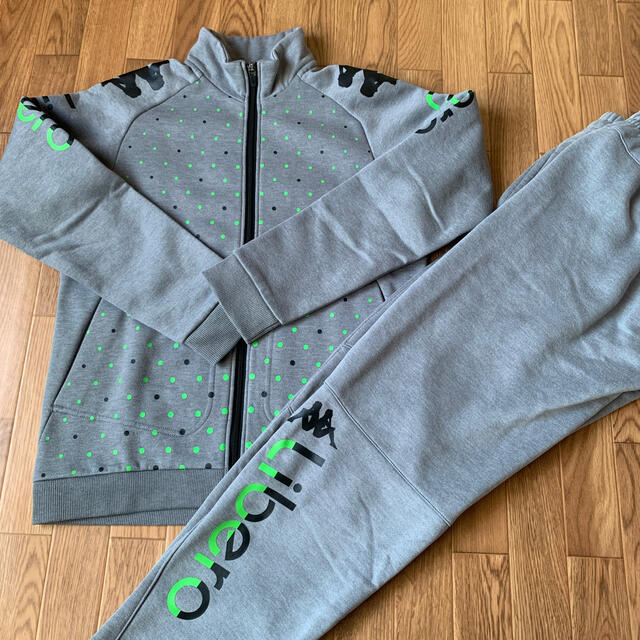 Kappa(カッパ)のKappa カッパ　上下セット　裏ボア　ジャージ　スウェット　140㎝ キッズ/ベビー/マタニティのキッズ/ベビー/マタニティ その他(その他)の商品写真