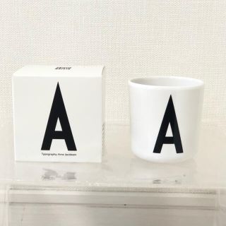 アルネヤコブセン(Arne Jacobsen)のDESIGN LETTERS メラミンカップ デザインレターズ アルネヤコブセン(グラス/カップ)