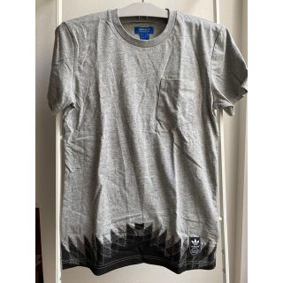 アディダス(adidas)のadidasのTシャツ(Tシャツ/カットソー(半袖/袖なし))