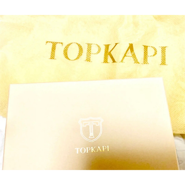 TOPKAPI(トプカピ)のTOPKAPI トプカピ 定期入れ 角シボ型押し・パスケース レディースのファッション小物(パスケース/IDカードホルダー)の商品写真