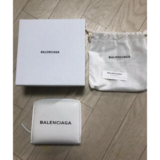 バレンシアガ(Balenciaga)のBALENCIAGA 二つ折り財布　白(財布)