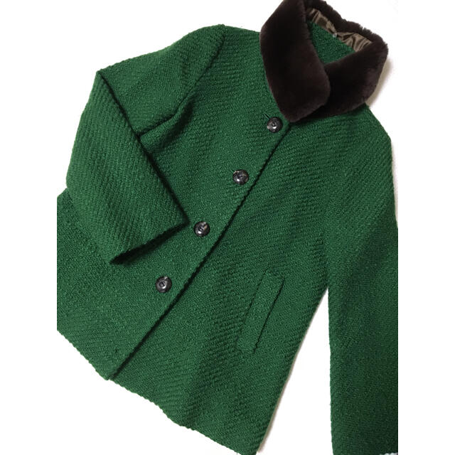 ☆素敵☆ショート丈コート　綺麗なグリーン　Mサイズ　毛皮付き