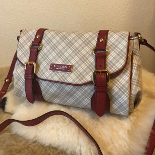 バーバリーブルーレーベル(BURBERRY BLUE LABEL)の約3.4万美品本物ブルーレーベルクレストブリッジ高級レザー使いショルダーバッグ(ショルダーバッグ)