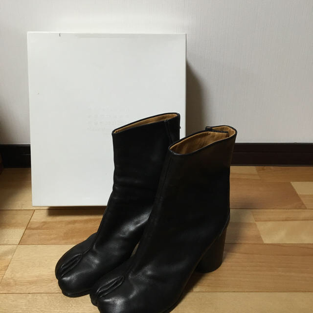 Maison Martin Margiela(マルタンマルジェラ)のマルタンマルジェラ 足袋ブーツ レディースの靴/シューズ(ブーツ)の商品写真