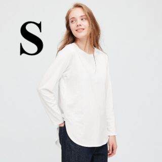 ユニクロ(UNIQLO)のUNIQLO コットンロングシャツテールT新品！！S(Tシャツ(長袖/七分))