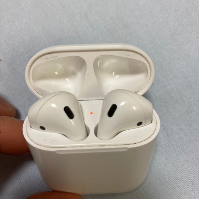 アップル正規品　初代AirPods 説明よくみてください