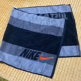 ナイキ(NIKE)のNIKE スポーツタオル(タオル/バス用品)