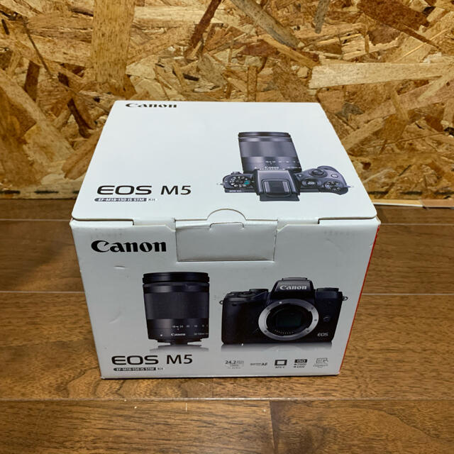 【１着でも送料無料】 Canon - canon eos M5 レンズキット　新品未開封 ミラーレス一眼
