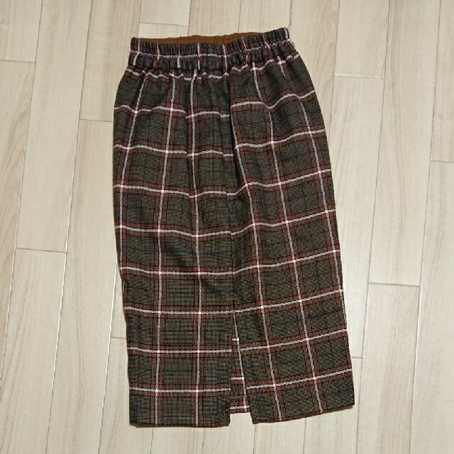 GU(ジーユー)のUSED中古／ジーユー チェックロングタイトスカート レディースのスカート(ロングスカート)の商品写真