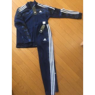 アディダス(adidas)の☆アディダス☆160センチ☆ジャージ上下セット☆新品☆(その他)