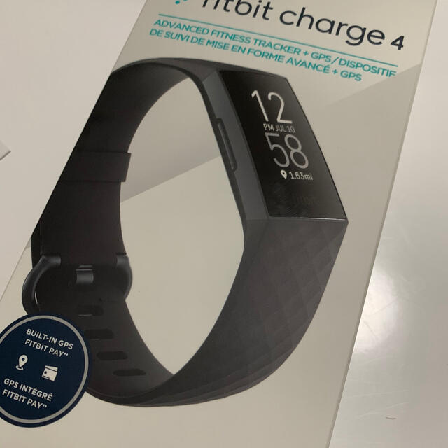 【Fitbit charge 4】スマートバンド