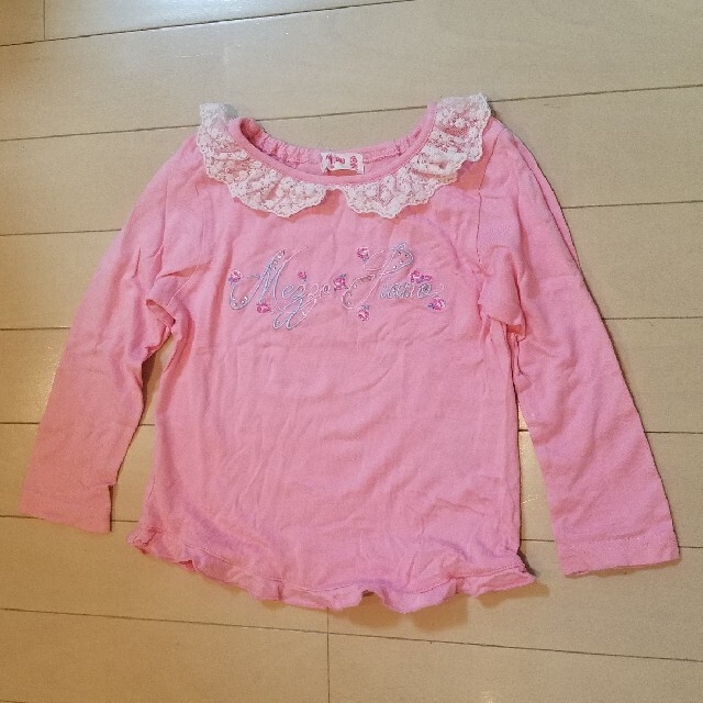 mezzo piano(メゾピアノ)の長袖Tシャツ 100・90 キッズ/ベビー/マタニティのキッズ服女の子用(90cm~)(Tシャツ/カットソー)の商品写真