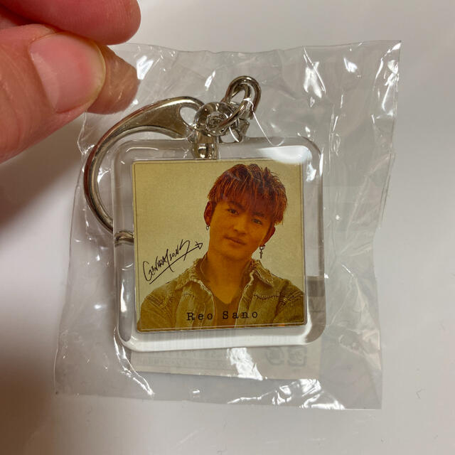佐野玲於 キーホルダー エンタメ/ホビーのタレントグッズ(ミュージシャン)の商品写真
