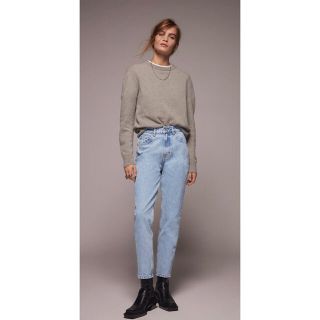 ザラ(ZARA)のZARA マムフィットジーンズ　34(デニム/ジーンズ)