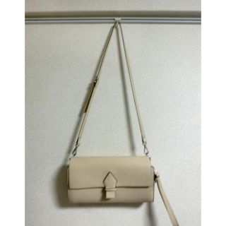 ザラ(ZARA)のZARA ザラ　ショルダーバッグ(ショルダーバッグ)