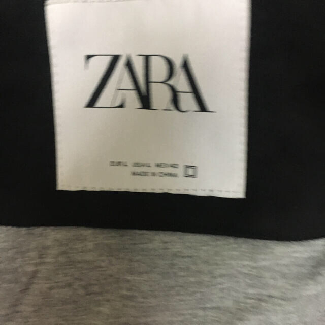 ZARA(ザラ)のZARA ダウンベスト メンズのジャケット/アウター(ダウンベスト)の商品写真