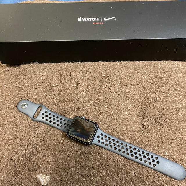 Apple Watch se NIKEモデル　セルラー