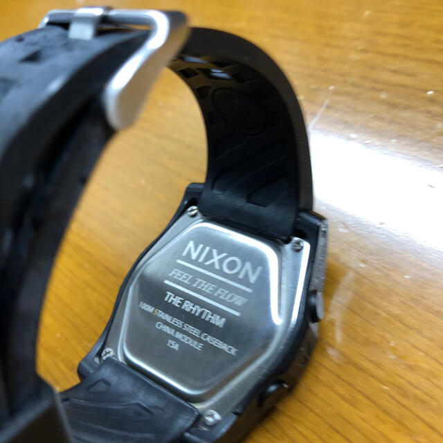 NIXON(ニクソン)のNixon ニクソン　RHYTHM never dry ブラック メンズの時計(腕時計(デジタル))の商品写真