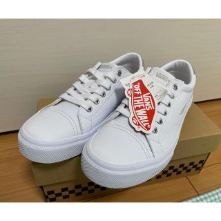 ヴァンズ(VANS)のvans  スニーカー　新品未使用(スニーカー)