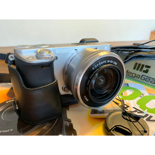 ミラーレス一眼レフ α 中古 春先取りの 円