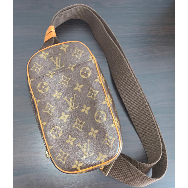 サイズ交換ＯＫ】 LOUIS VUITTON ルイヴィトン モノグラム ポシェットガンジュ ショルダーバッグ ボディーバッグ 