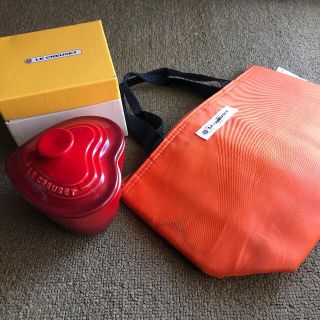 ルクルーゼ(LE CREUSET)の【新品】ル・クルーゼ　陶器オーブンウェアとル・クルーゼ　保冷バッグ(食器)