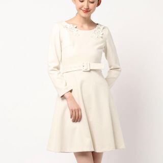 プロポーションボディドレッシング(PROPORTION BODY DRESSING)の新品♡︎プロポーション♡︎フラワーレース付きベルトワンピース(ひざ丈ワンピース)