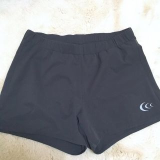 シースリーフィット(C3fit)のC3fit ショート丈　パンツ(ショートパンツ)