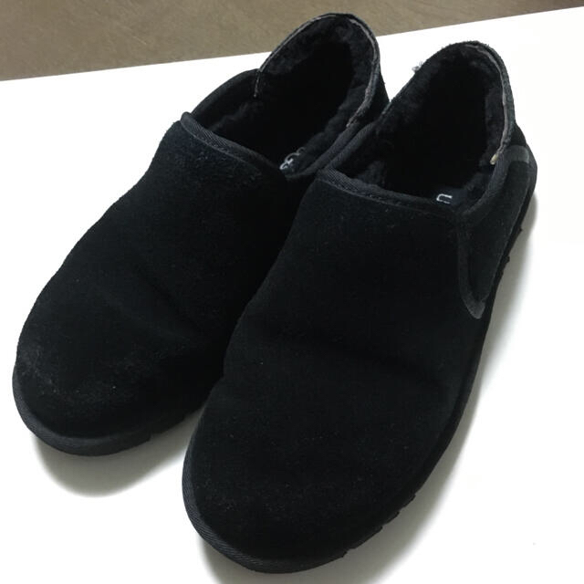 UGG(アグ)のセール❗️ UGG KENTON ブラック　26cm 3010 メンズの靴/シューズ(スリッポン/モカシン)の商品写真