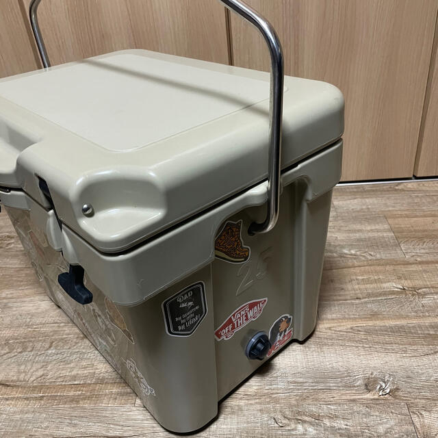 Hilander(ハイランダー) ハードクーラーボックス 25L タン  スポーツ/アウトドアのアウトドア(その他)の商品写真