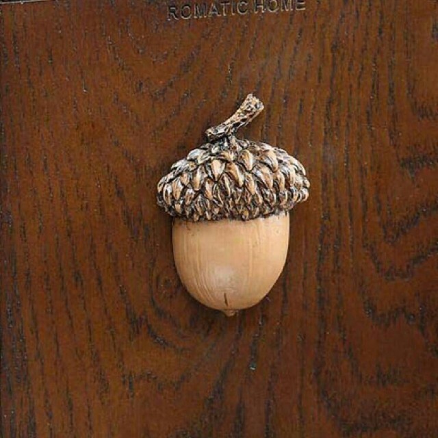 貯金箱 木の実のモチーフ 鍵付き 木製 レトロ ナチュラル雑貨 (どんぐり)
