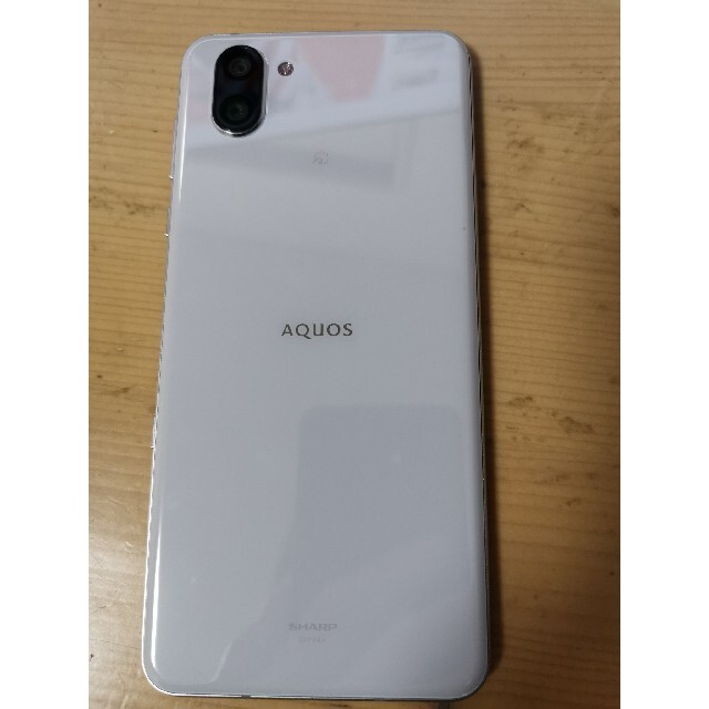 sharp Aquos R3