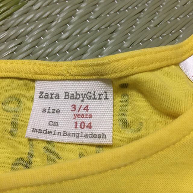 ZARA KIDS(ザラキッズ)のZARA ベビー　ザラベビー　女の子用　Tシャツ　104cm キッズ/ベビー/マタニティのキッズ服女の子用(90cm~)(Tシャツ/カットソー)の商品写真