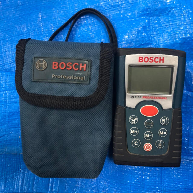 BOSCH レーザー距離計　GLM50 ケース付き　測量工具/メンテナンス