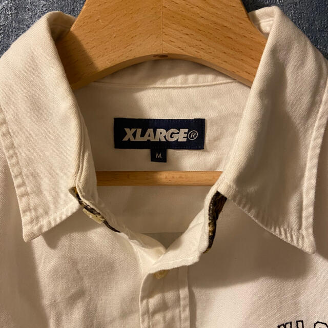 XLARGE(エクストララージ)のXLARGE ヒョウ柄　コーデュロイ　切り替え　ワンポイントロゴ　長袖シャツ メンズのトップス(シャツ)の商品写真