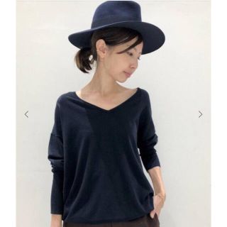 アパルトモンドゥーズィエムクラス(L'Appartement DEUXIEME CLASSE)の新品 L'Appartement MILA Vネックニット(ニット/セーター)