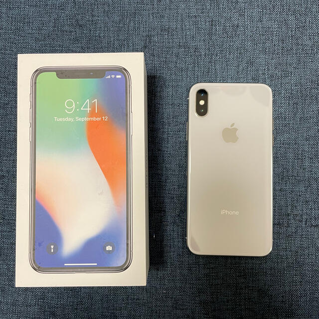 スマートフォン/携帯電話iPhone X Silver 256 GB docomo