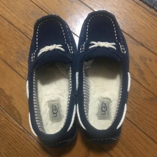 アグ(UGG)のugg (ローファー)