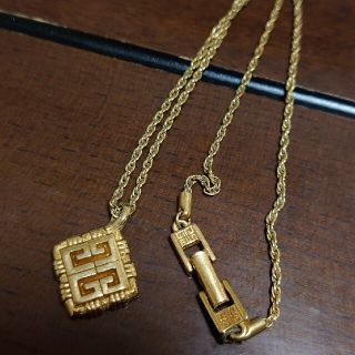 ジバンシィ(GIVENCHY)のGIVENCHY ネックレス(ネックレス)