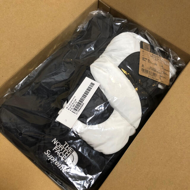 Supreme(シュプリーム)のSupreme/The NorthFace SLogo Nuptse Mitts メンズのファッション小物(手袋)の商品写真