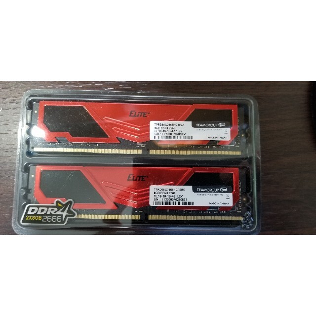 まおさん用 TEAM DDR4  2666Mhz PC4-21300 8GBx2