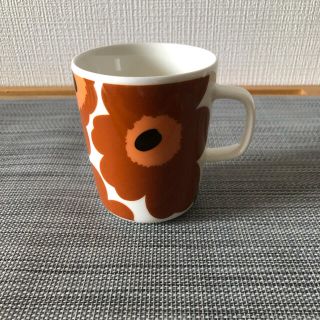 マリメッコ(marimekko)のマリメッコ ウニッコ マグカップ250ml ホワイト/ブラウン/ブラック(グラス/カップ)