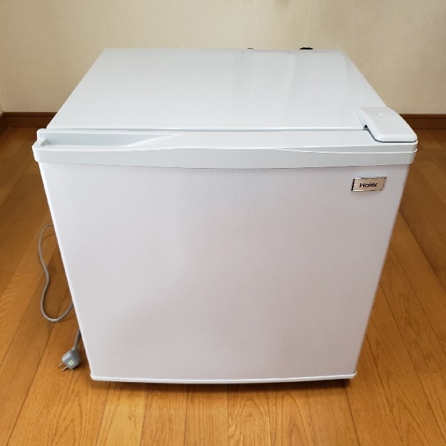 ハイアール小型冷凍庫38L　JF-NU40G