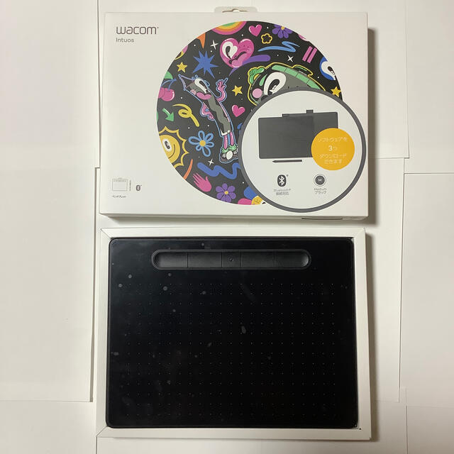 【美品】Wacom Intuos Medium (ワコム ペンタブレット )