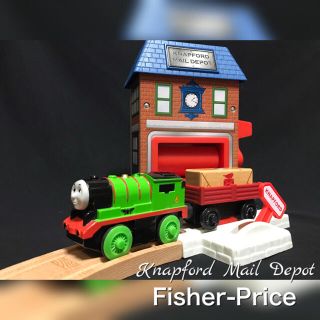 フィッシャープライス(Fisher-Price)の木製 トーマス 電動パーシー ナップフォード 郵便局(電車のおもちゃ/車)