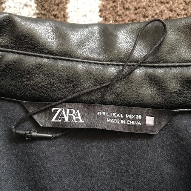 ZARA(ザラ)のZaraレザー風シャツ レディースのトップス(シャツ/ブラウス(長袖/七分))の商品写真